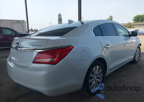 2015 Buick Lacrosse Leather z USA, uszkodzony, nr VIN 1G4GB5GR5FF330034